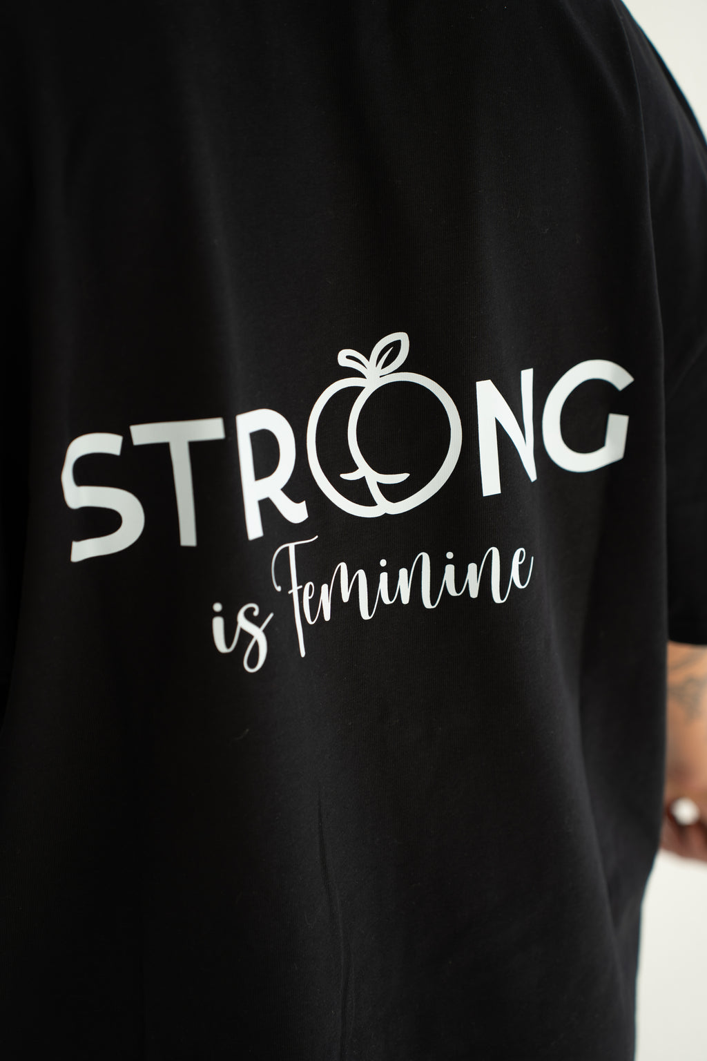 VFIT OVERSIZED T-SHIRT - LIMITED PRE ORDER